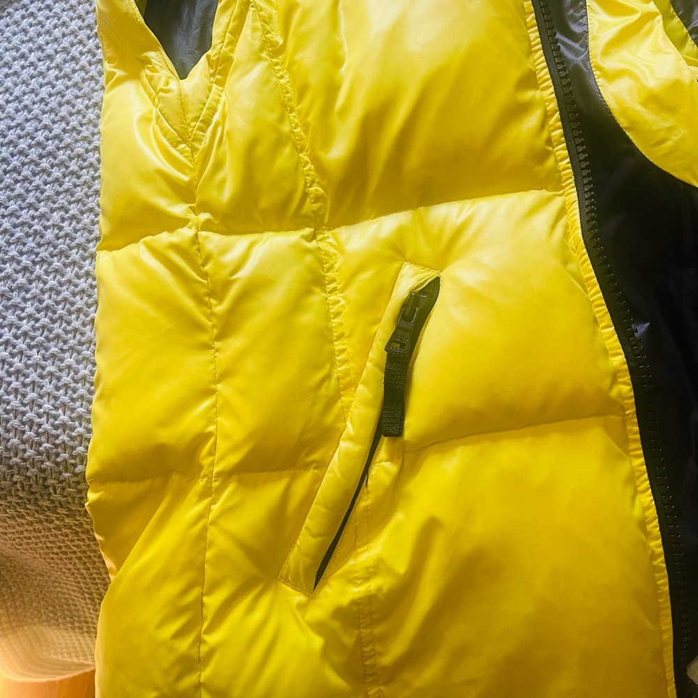 SAM, Vest - Picture 6 of 7